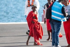 CCAA que tripliquen su capacidad ordinaria de acogida serán declaradas en contingencia migratoria desde mañana | europapress.es