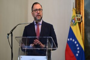 Canciller Gil calificó de «patética» la recompensa que ofrece EE.UU. por el presidente Maduro – Correo del Orinoco