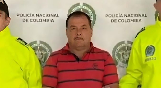 Capturan al hermano de 'Iván Mordisco' en Colombia