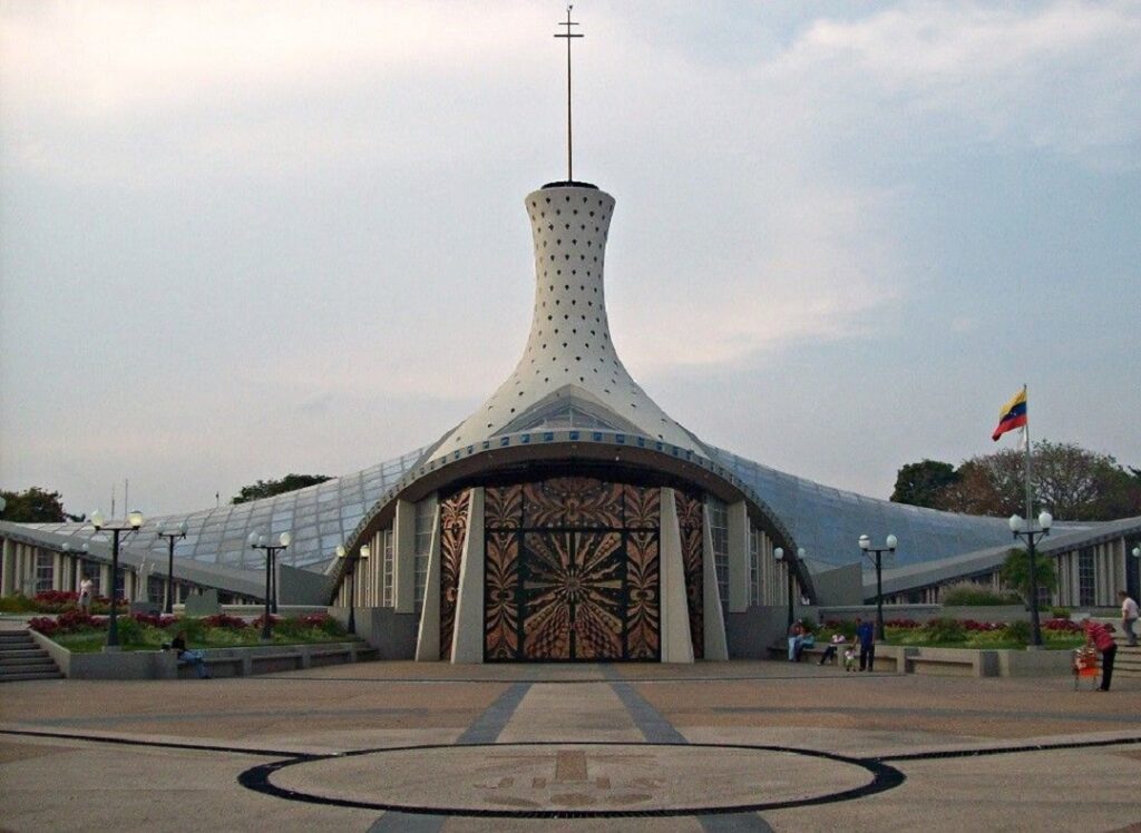 Catedral de Barquisimeto fue víctima de profanación y robo