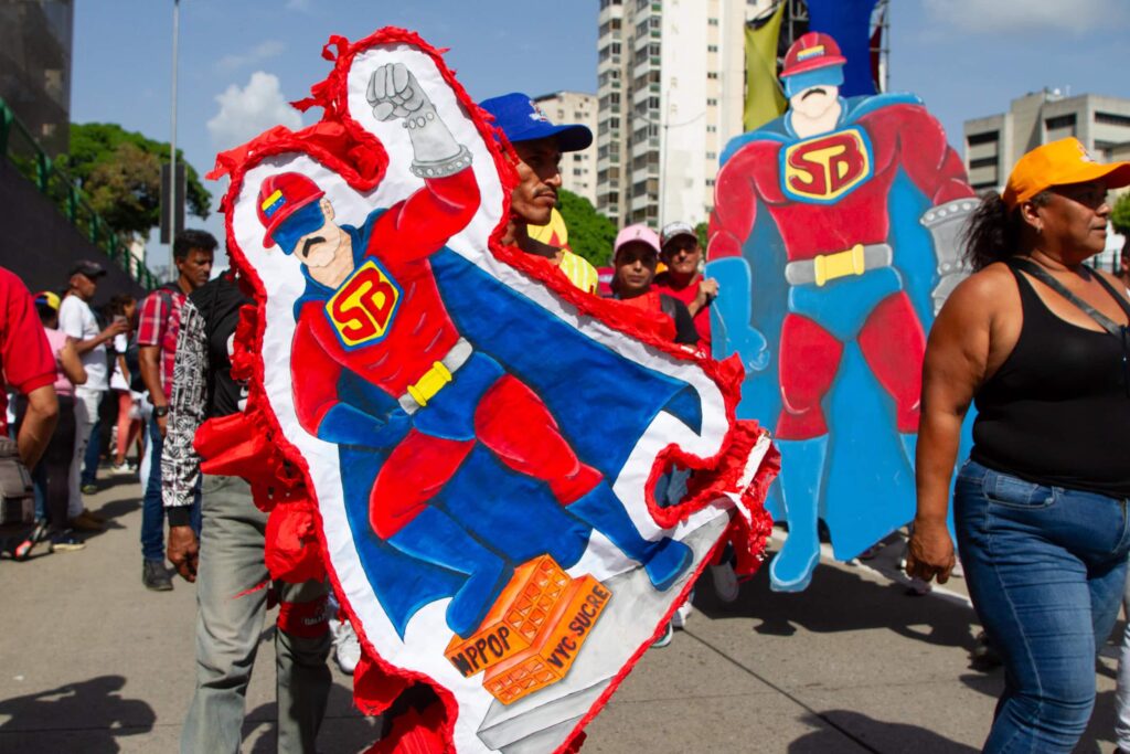 Chavistas disidentes enfrentan cárcel, exilio o silencio forzado