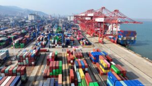 China confirma extensión de tregua arancelaria con EE.UU. – DW – 12/08/2025