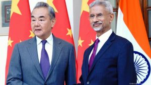 China saluda «dinámica positiva» de acercamiento con India – DW – 19/08/2025