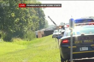 Cinco muertos, entre ellos un menor, en un accidente de autobús en el estado de Nueva York | elmundo.es