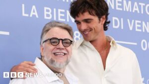 Cómo es la monstruosa versión de «Frankenstein» del mexicano Guillermo del Toro que fue ovacionada por 13 minutos en el Festival de Cine de Venecia