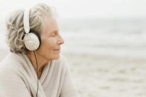 Cómo la música puede cambiar la forma en que se recuerdan las experiencias, según un estudio