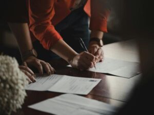 Cómo se debe repartir una herencia entre los hijos y la esposa? Esto dice la Ley | Finanzas | Economía