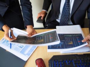 Compensar emite títulos para impulsar su crédito social | Economía