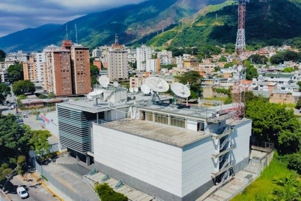 Banca y Negocios