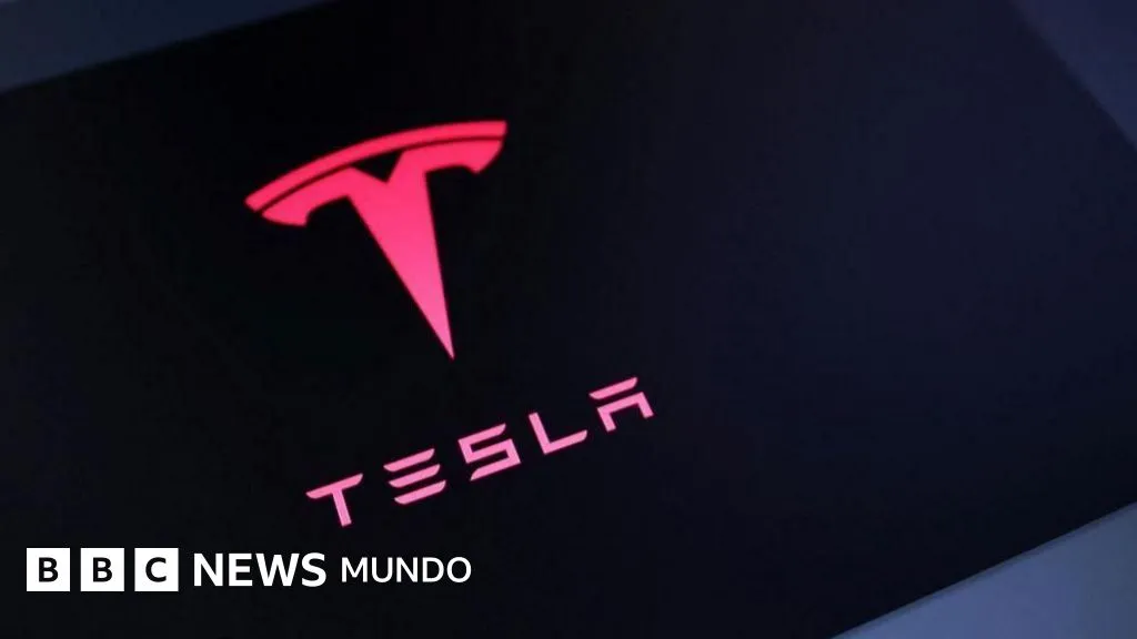 Condenan a Tesla a pagar más de US$200 millones por una falla del piloto automático que causó una muerte