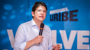 Conmueve video de Miguel Uribe en su niñez con un mensaje a su madre antes de ser asesinada