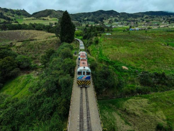 Corredor férreo Bogotá-Belencito recibirá una inversión de $1,6 billones para su reactivación | Infraestructura | Economía