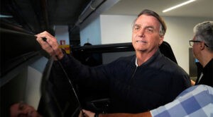 Corte Suprema de Brasil ordena prisión domiciliaria para Bolsonaro