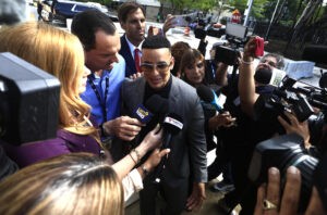 Daddy Yankee espera que “en la paz de Dios termine” la demanda contra su exesposa