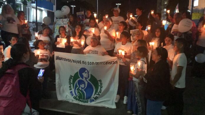Defensor condena violencia contra madres que protestaron en el TSJ