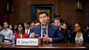 Demandan a OpenAI y a Sam Altman por el presunto papel de ChatGPT en el suicidio de un menor