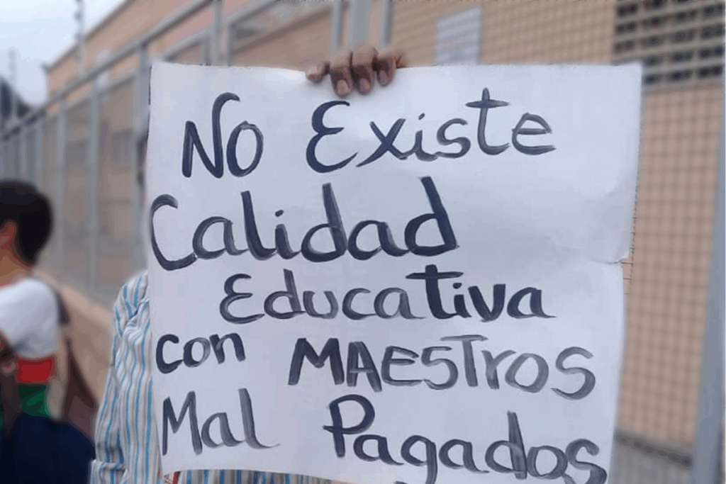 Docentes se jubilan antes de lo deseado por los bajos sueldos