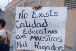 Docentes se jubilan antes de lo deseado por los bajos sueldos