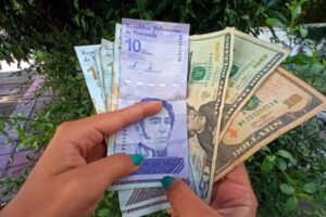 Dólar BCV aumenta sin frenos mientras el chavismo ignora la crisis