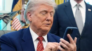 Bancos de EEUU presionan a Donald Trump para prohibir intereses sobre stablecoins
