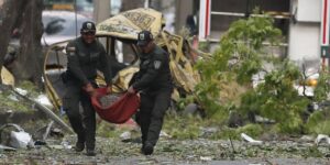 Dos atentados brutales en menos de 24 horas entierran la ‘Paz total’ de Petro