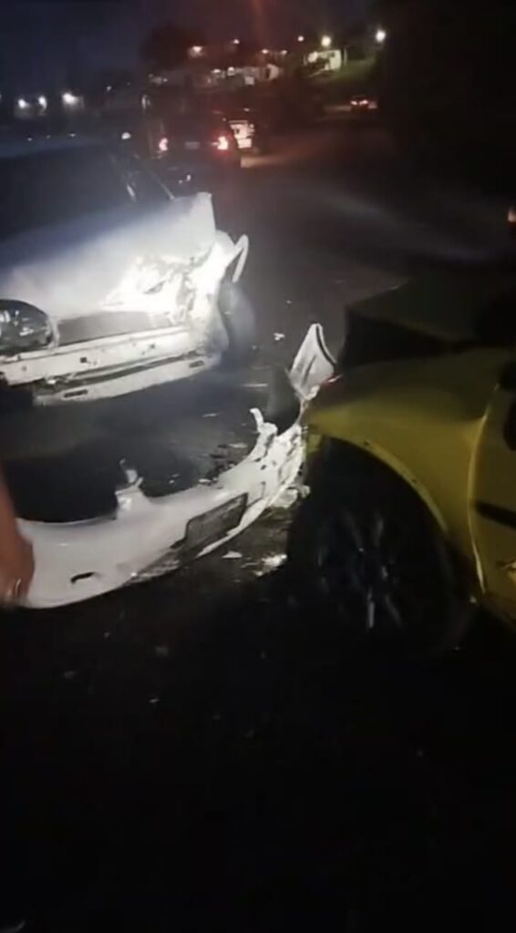 Dos lesionados en colisión múltiple en la vía hacia la frontera – Diario La Nación