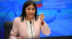 EEUU pretende criminalizar honor del presidente Maduro