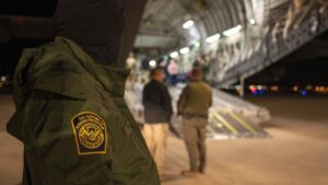 ESTADOS UNIDOS | La administración Trump planea expulsar a Guatemala a cientos de niños bajo su custodia que llegaron solos a Estados Unidos | elperiodico.com
