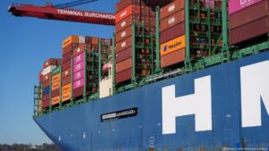 Economía alemana se contrae en el segundo trimestre – DW – 22/08/2025