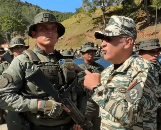 Ejército de Maduro niega acusación de EEUU sobre su vinculación con el narcotráfico con este insólito VIDEO