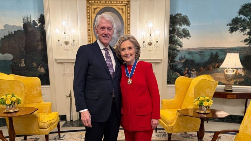 El Congreso de EEUU citará a Bill y Hillary Clinton por el caso Epstein