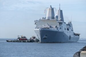 El despliegue militar de EEUU en el Caribe: qué se busca y qué se espera, según analistas 