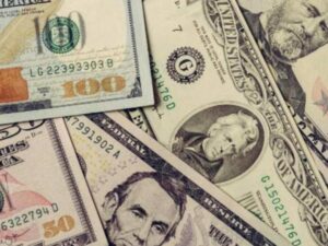 El dólar seguirá débil en medio de un ambiente incierto | Finanzas | Economía
