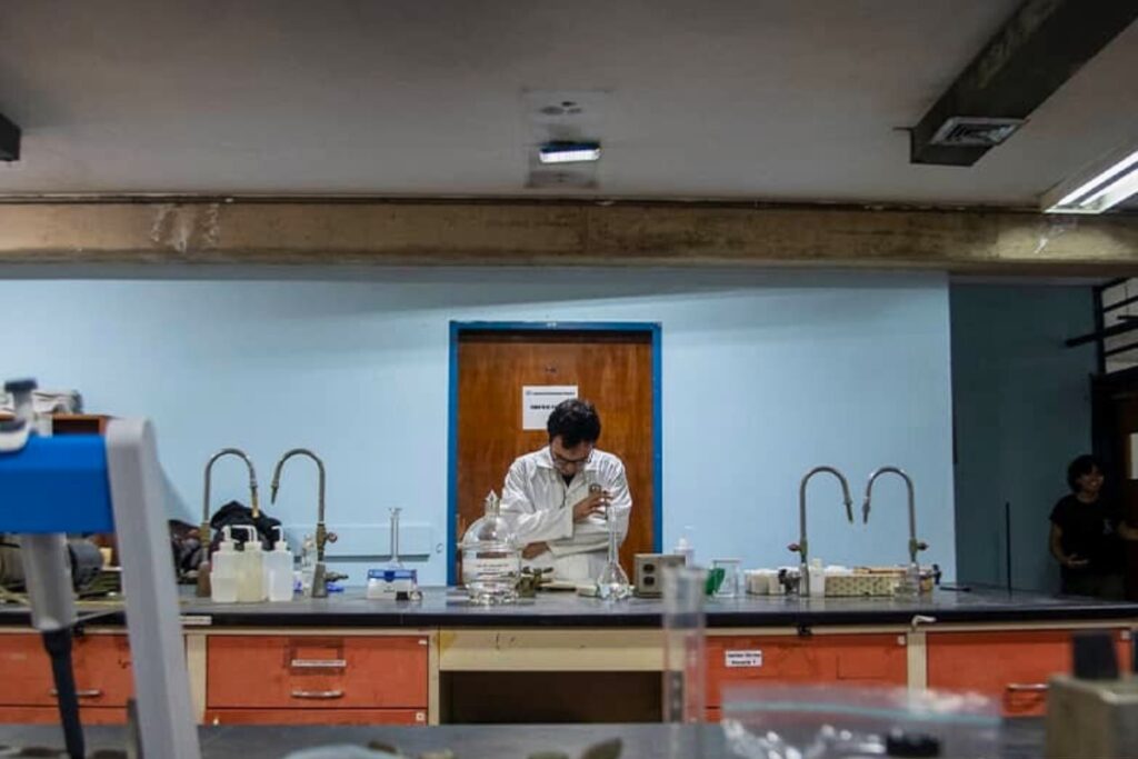 El fracaso de la Misión Ciencia en Venezuela