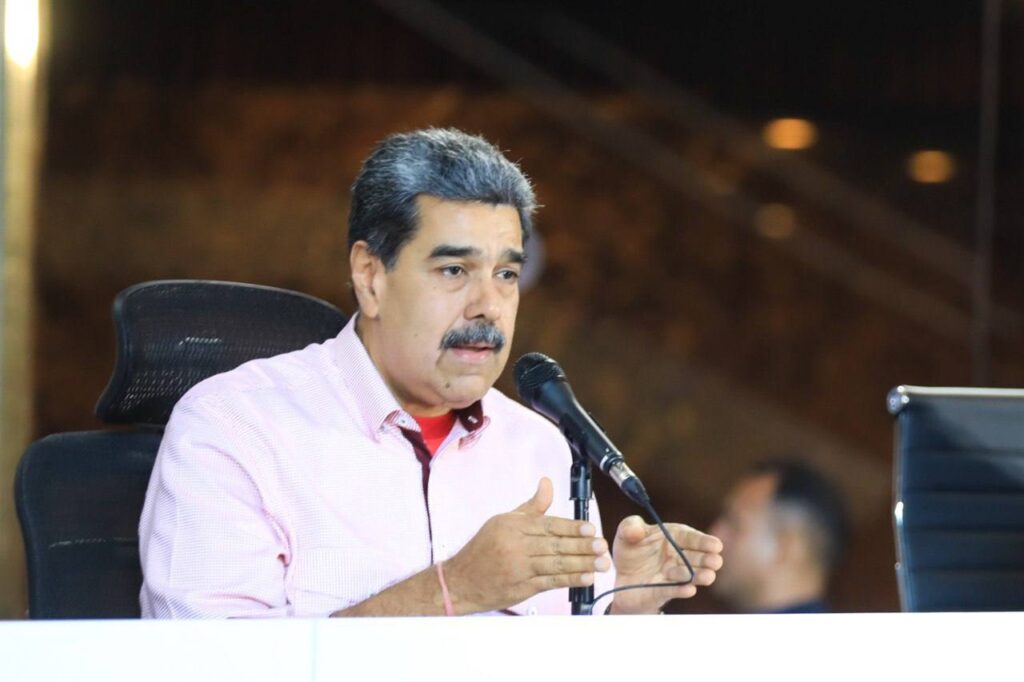 "El imperio se volvió loco": Maduro mostró su temor por despliegue militar de EEUU en el mar Caribe