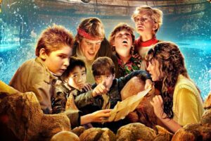 El póster de Los Goonies tiene siete variantes con un único cambio. Las pidió el propio Spielberg y no fue por capricho
