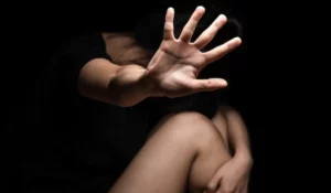 En la casa se debe inculcar el respeto hacia la mujer