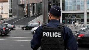 Encarcelado un hombre en Francia por emborrachar a su mujer para que otros la violaran | elperiodico.com