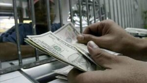 Envíos de remesas a México caen 16,2% interanual en junio