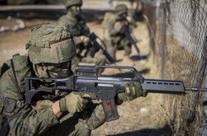 España descarta la vuelta de la ‘mili’ frente a la amenaza rusa, como sí ha hecho Alemania | europapress.es
