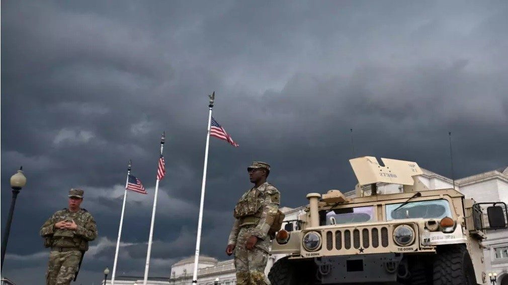 Estados republicanos envían tropas a Washington - AlbertoNews