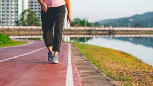 Estos son los beneficios de la ‘caminata japonesa’