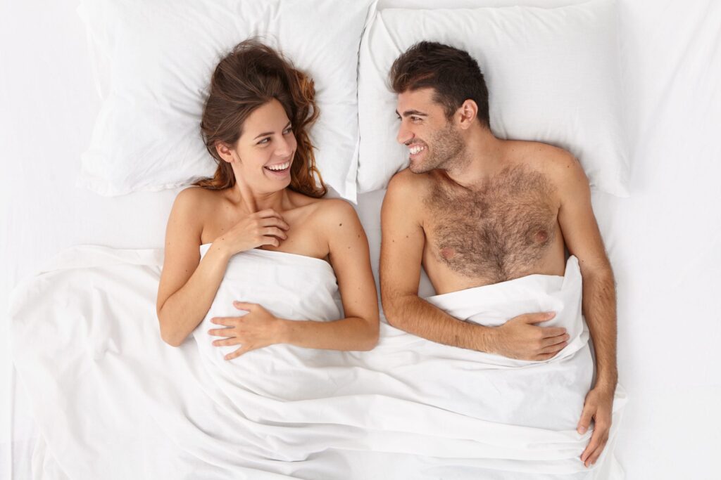 Expertos aseguran que de cinco a 13 minutos es el tiempo ideal del sexo