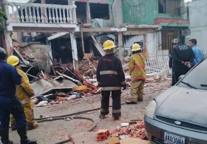 Explosión por presunta fuga de gas deja doce personas heridas en Anzoátegui - AlbertoNews