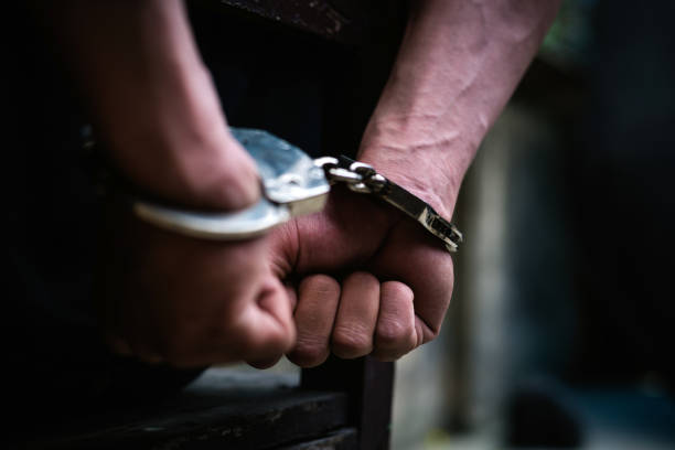 Fue denunciado por abusar de bebé de 7 años y ya está detenido