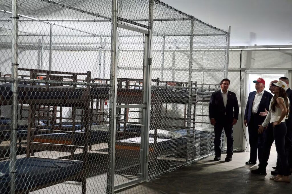 Grupos alertan de que persisten "horribles condiciones" de migrantes en Alligator Alcatraz - AlbertoNews