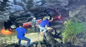 Hay cuatro heridos por vehículo que cayó al río Motatán en Trujillo
