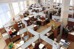 Hay una fiebre de ChatGPT entre los funcionarios públicos. Lo que no sabemos es cómo nos va a afectar como usuarios