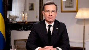 INTELIGENCIA ARTIFICIAL ULF KRISTERSSON | El uso de ChatGPT pone en apuros al primer ministro de Suecia por sus riesgos para la seguridad del país | elperiodico.com