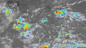 Onda Tropical Nº19 se desplaza por Venezuela